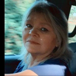 Meet your Posher, Paula